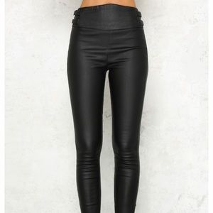 XS Rebel With A Cause Black